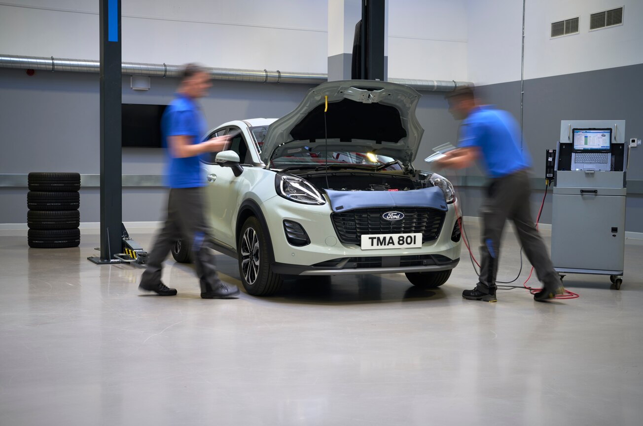 FORD  EXPRESSZ SZERVIZ