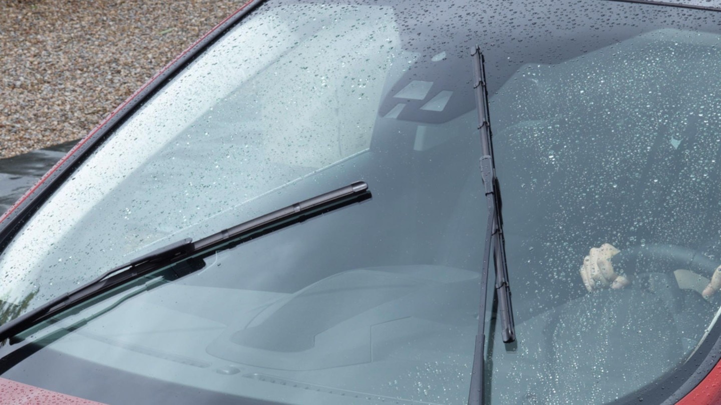 Ford Transit Minibus close crop on wipers