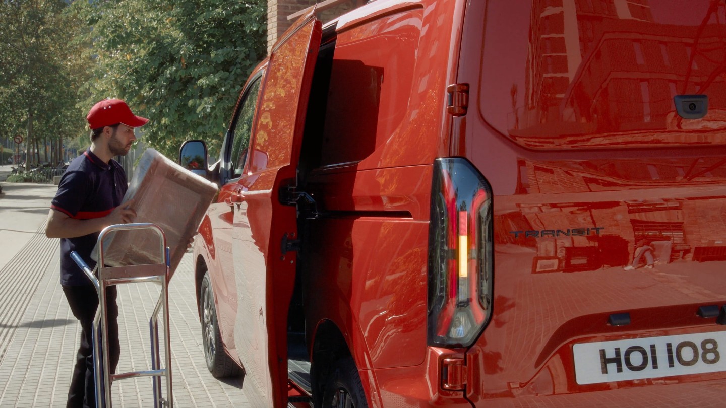 Ford Transit Custom power side load doors