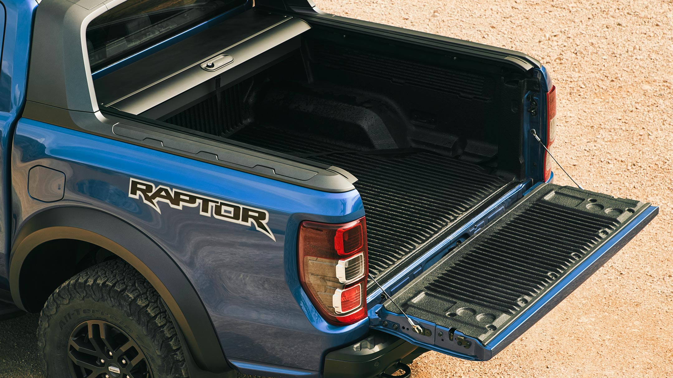 Ford Ranger Raptor showing ope easy lift tailgate
