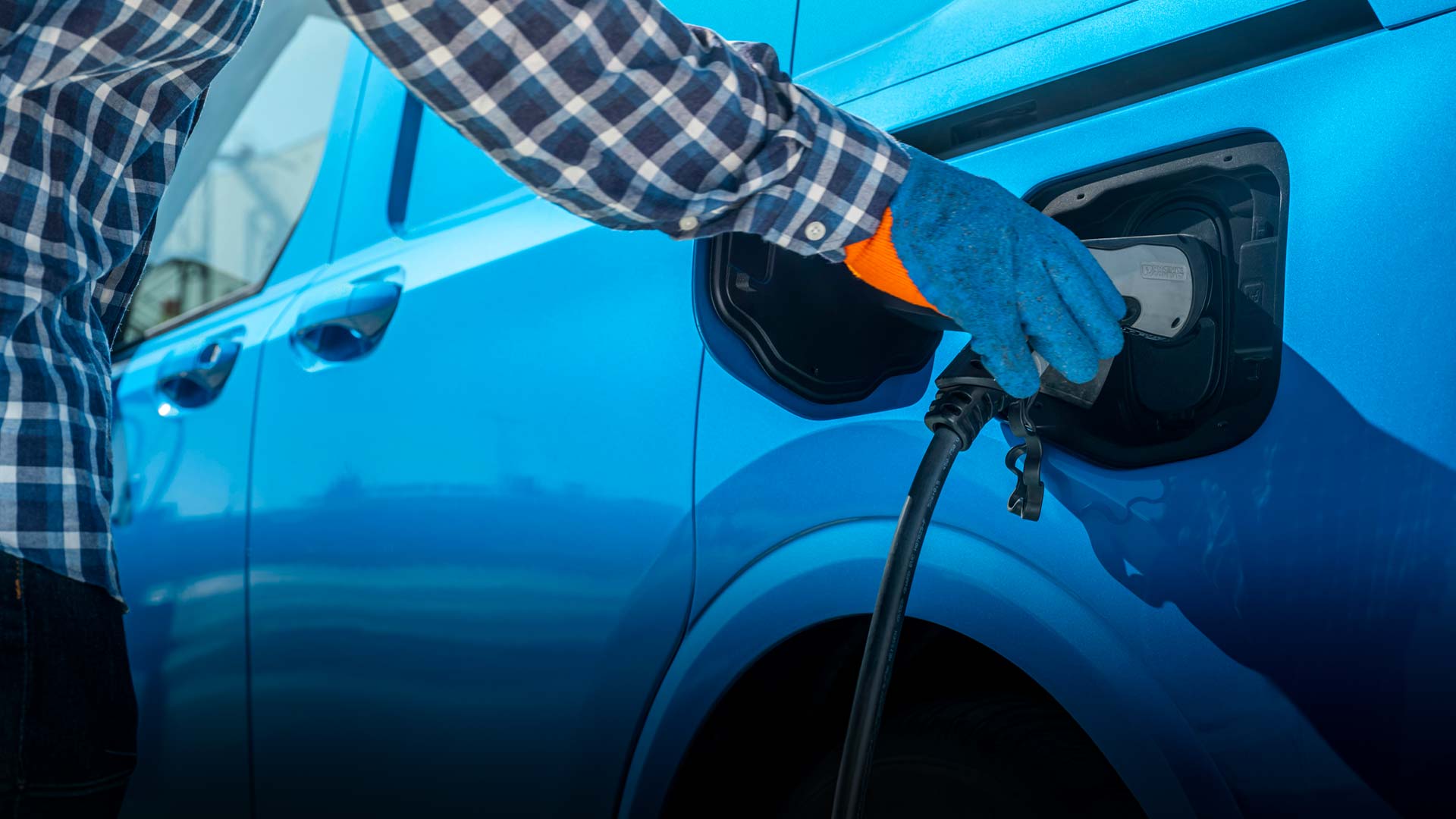 Ford E-Transit Courier töltő csatlakozó