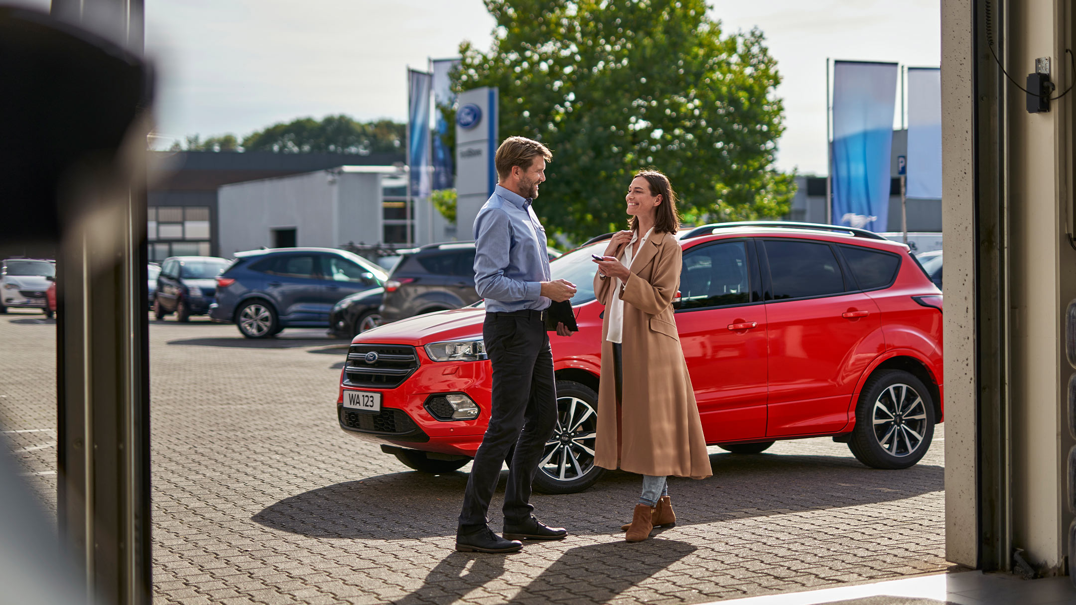 Ford műszaki vizsga utáni autóátadás